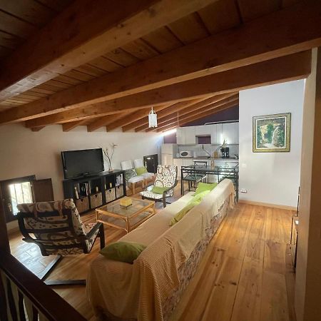 Atico Aires De Gredos Apartment Candeleda Ngoại thất bức ảnh