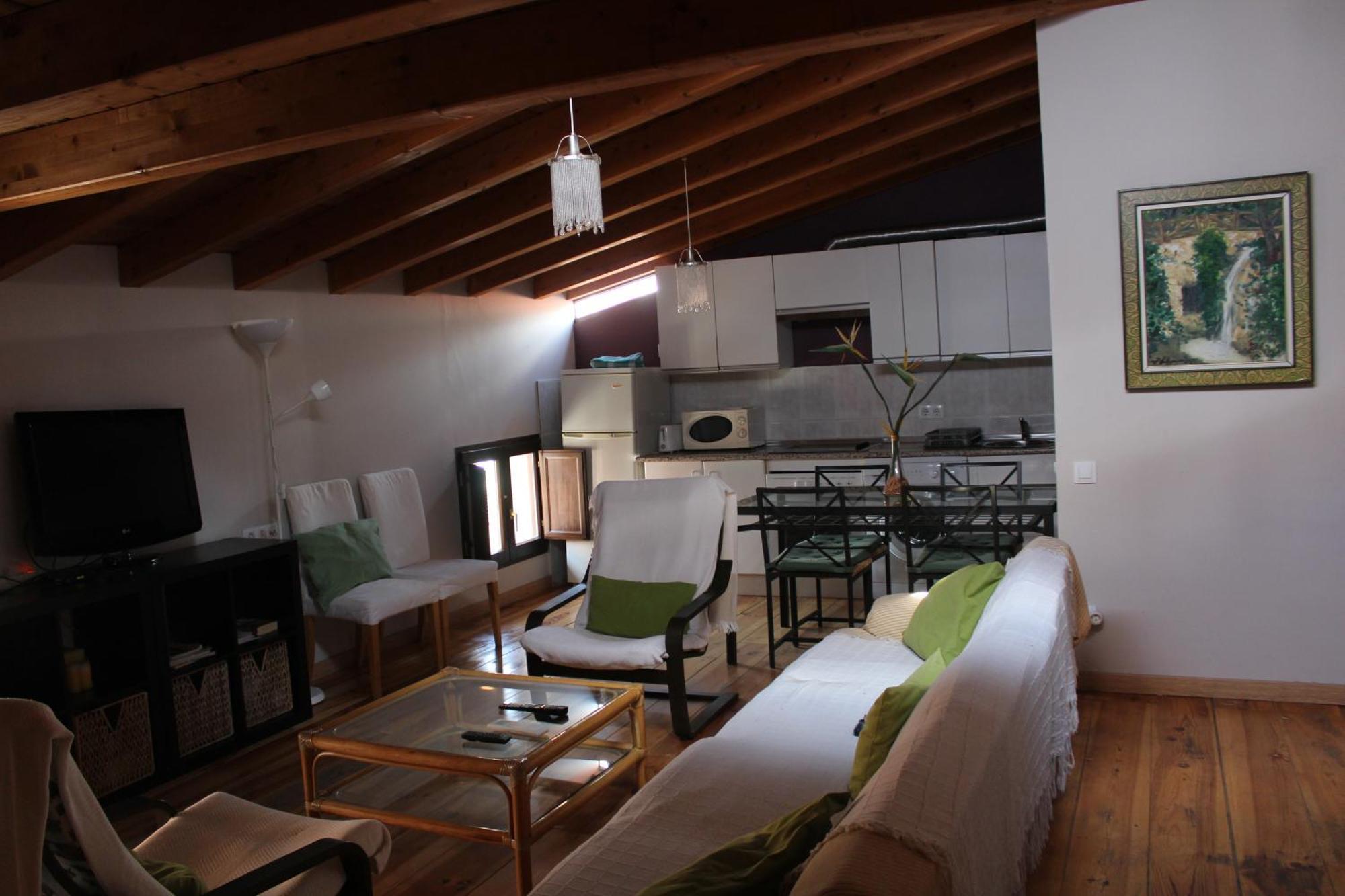 Atico Aires De Gredos Apartment Candeleda Ngoại thất bức ảnh