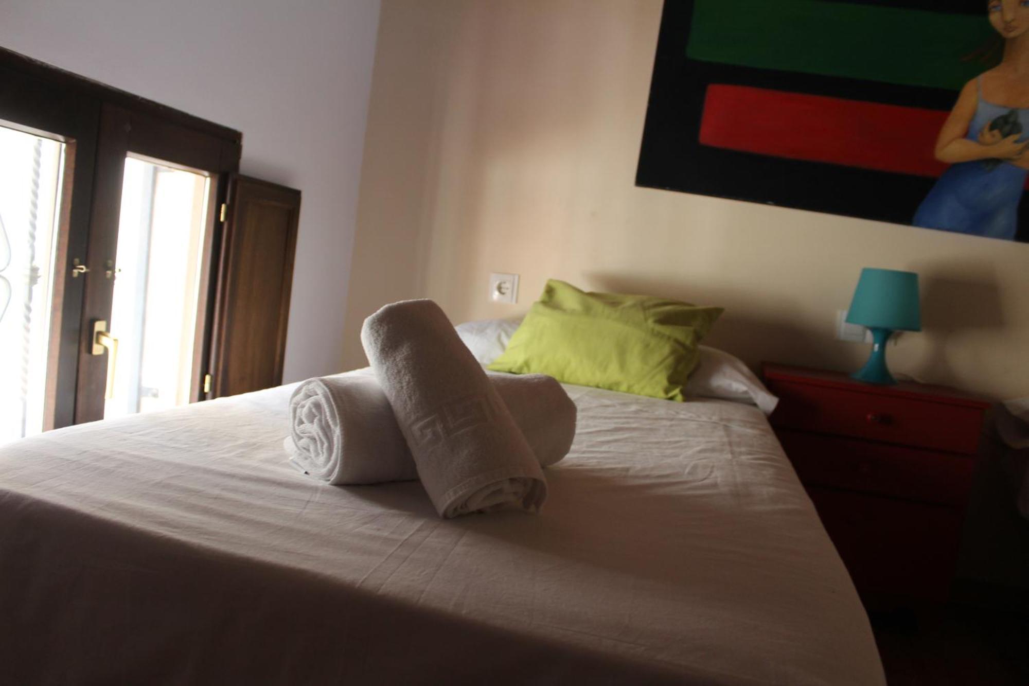 Atico Aires De Gredos Apartment Candeleda Ngoại thất bức ảnh