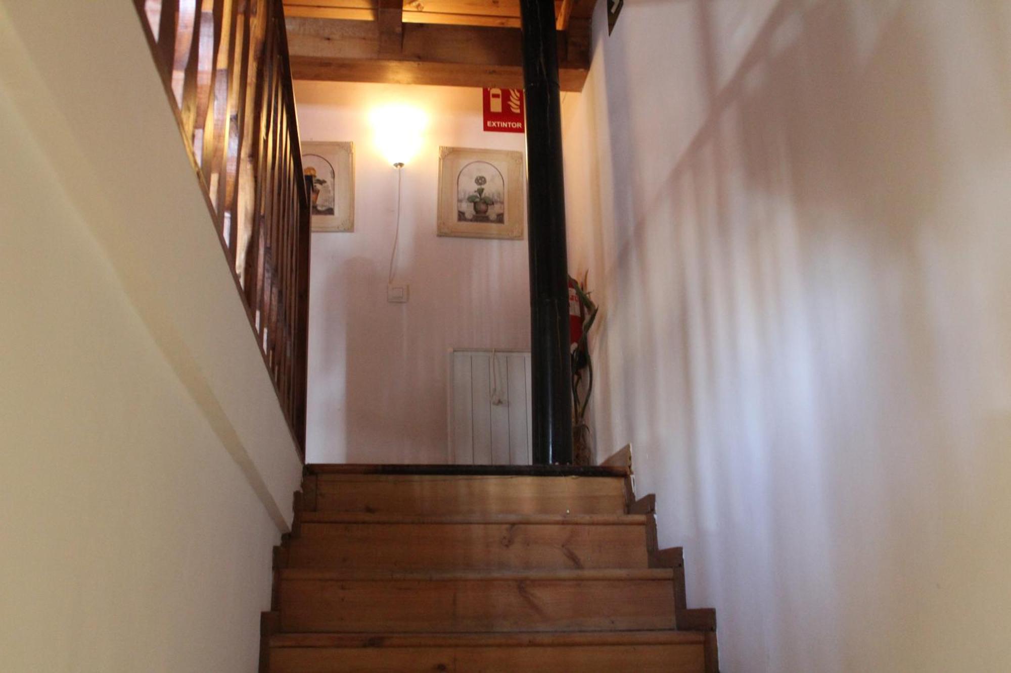 Atico Aires De Gredos Apartment Candeleda Ngoại thất bức ảnh