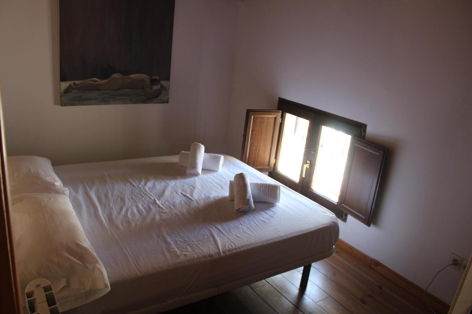 Atico Aires De Gredos Apartment Candeleda Ngoại thất bức ảnh